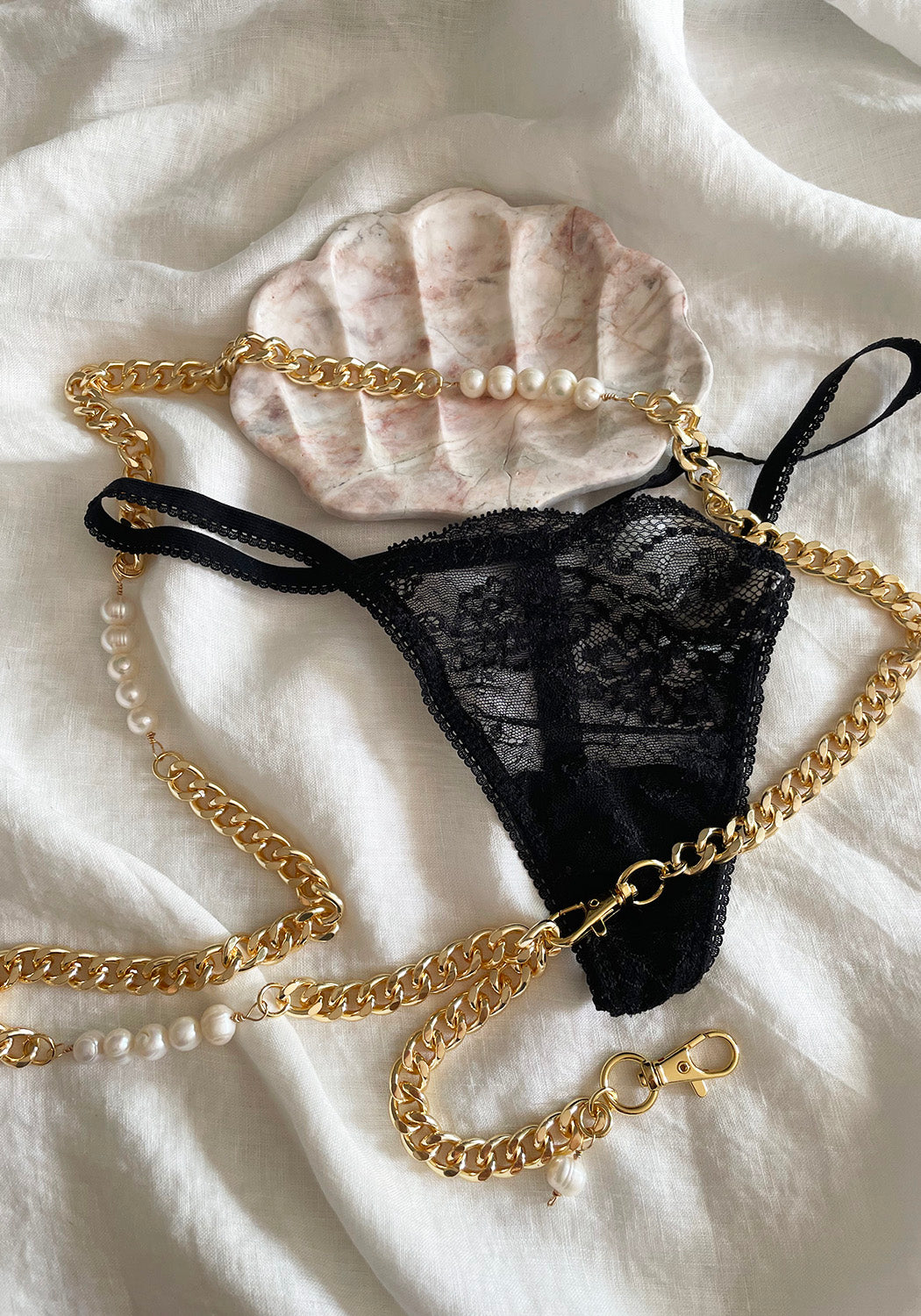 Gabrielle 18k Gold Plated & Pearl Chain Belt ONLINE EXCLUSIVE – Wendy Glez